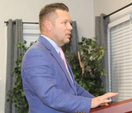 Van ISD Director of Instructional Technology Jason Johnson discussed changes in the school district’s e-mail policy March 25 during the regular monthly meeting of the Van School Board. Photo by David Barber